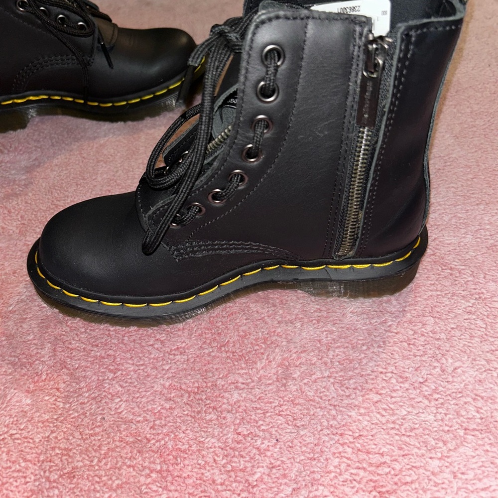 Dr. Martens 1460 Pascal Front Zip 8-Eye Black Nappa Womens size 5 - Picture 6 of 12